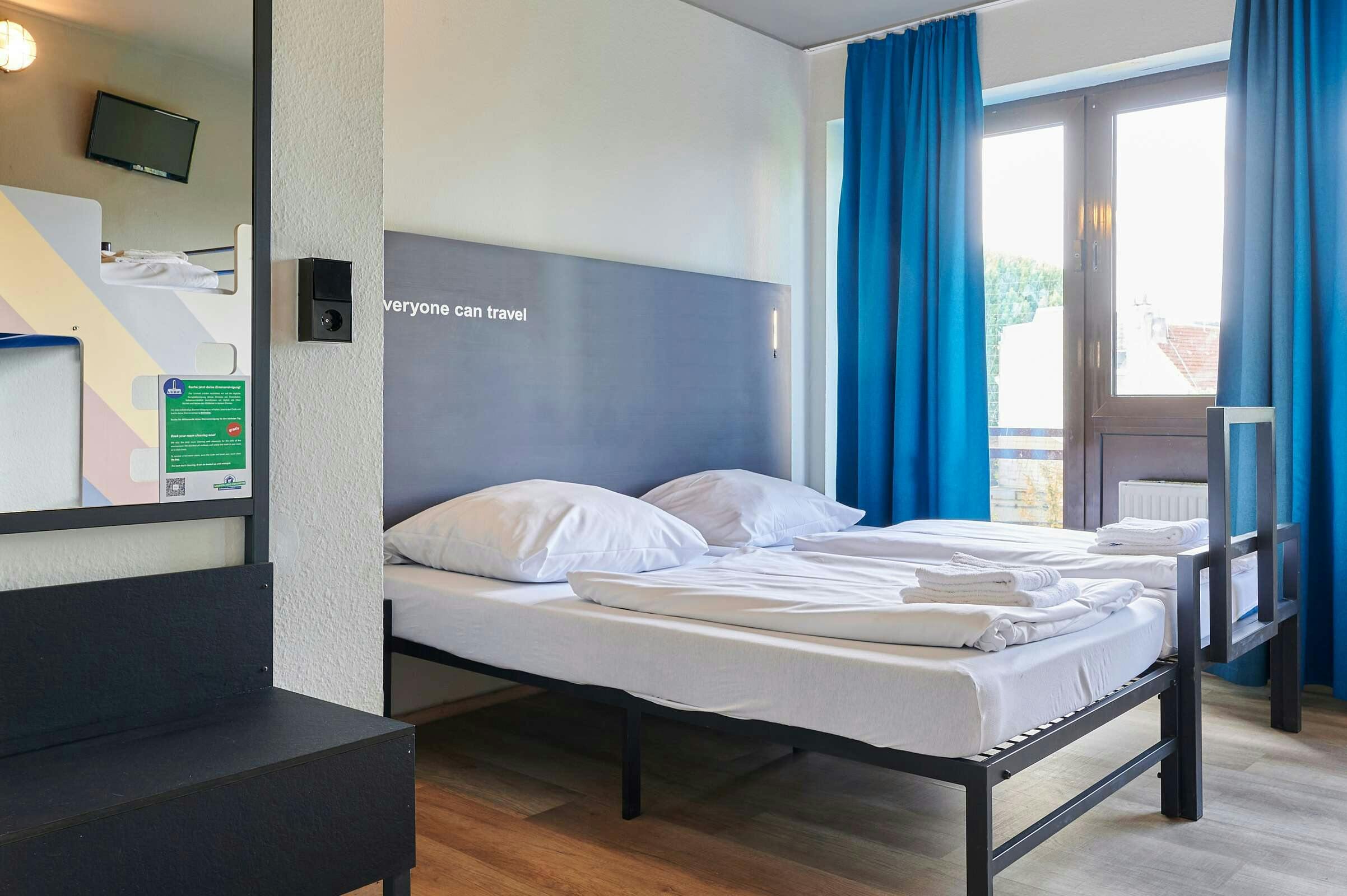 Hotel a&o Hamburg Reeperbahn photo 1