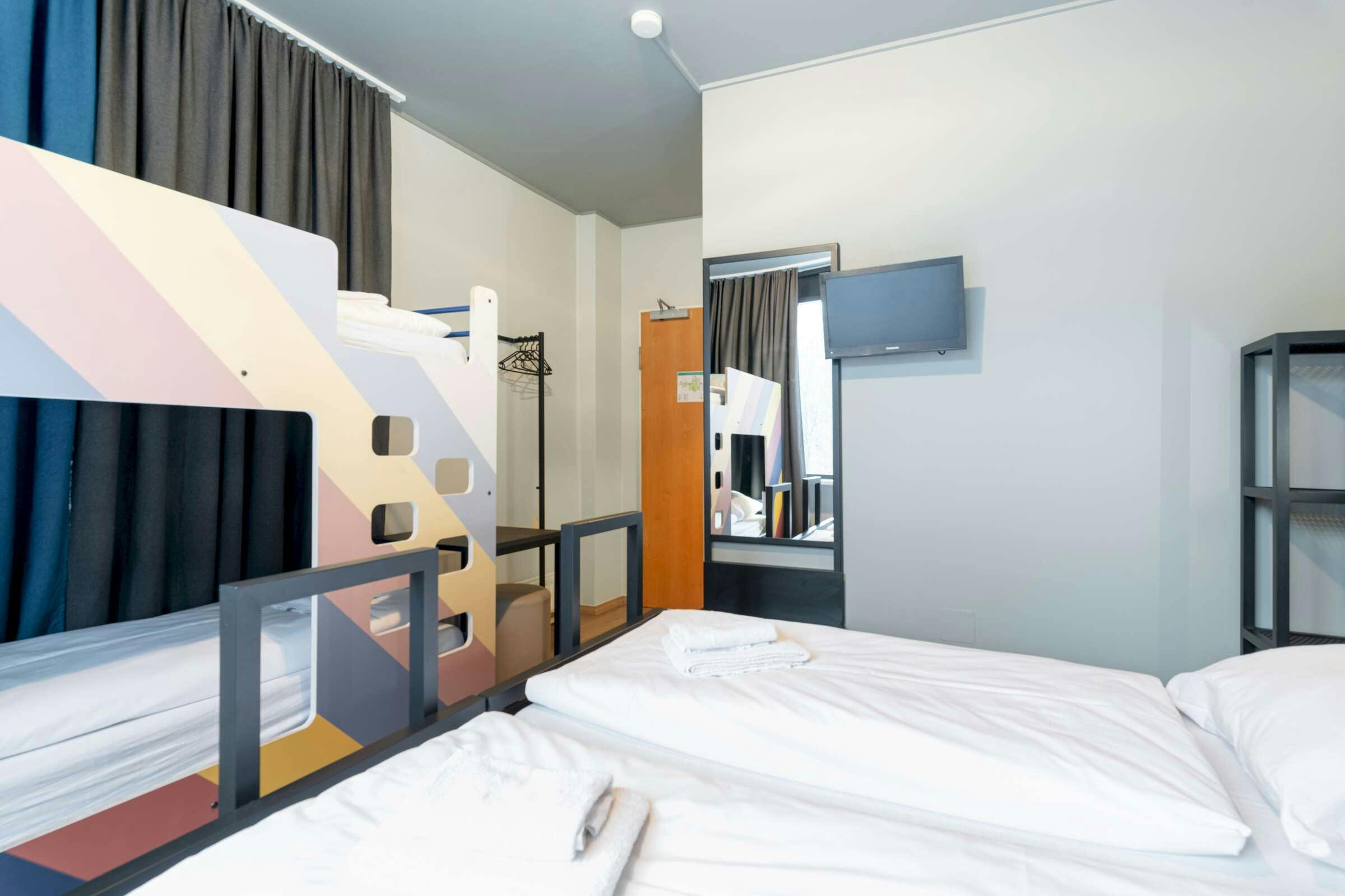 Hotel a&o Hamburg Hammer Kirche photo 3