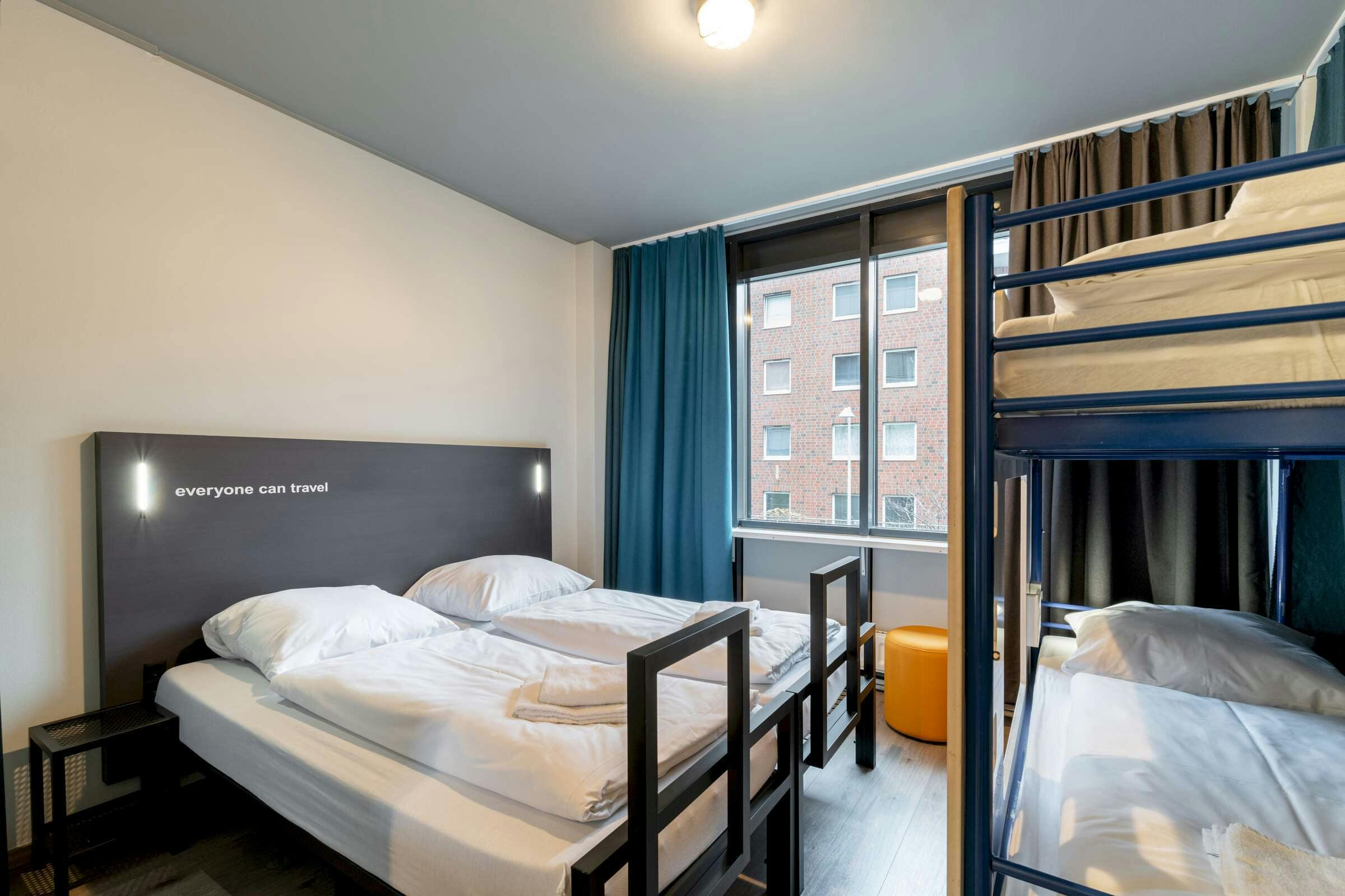 Hotel a&o Hamburg Hammer Kirche photo 1