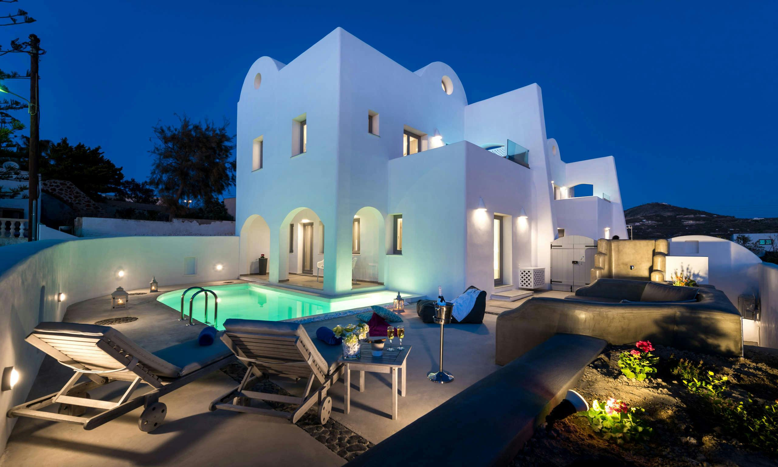 White Harmony Suites