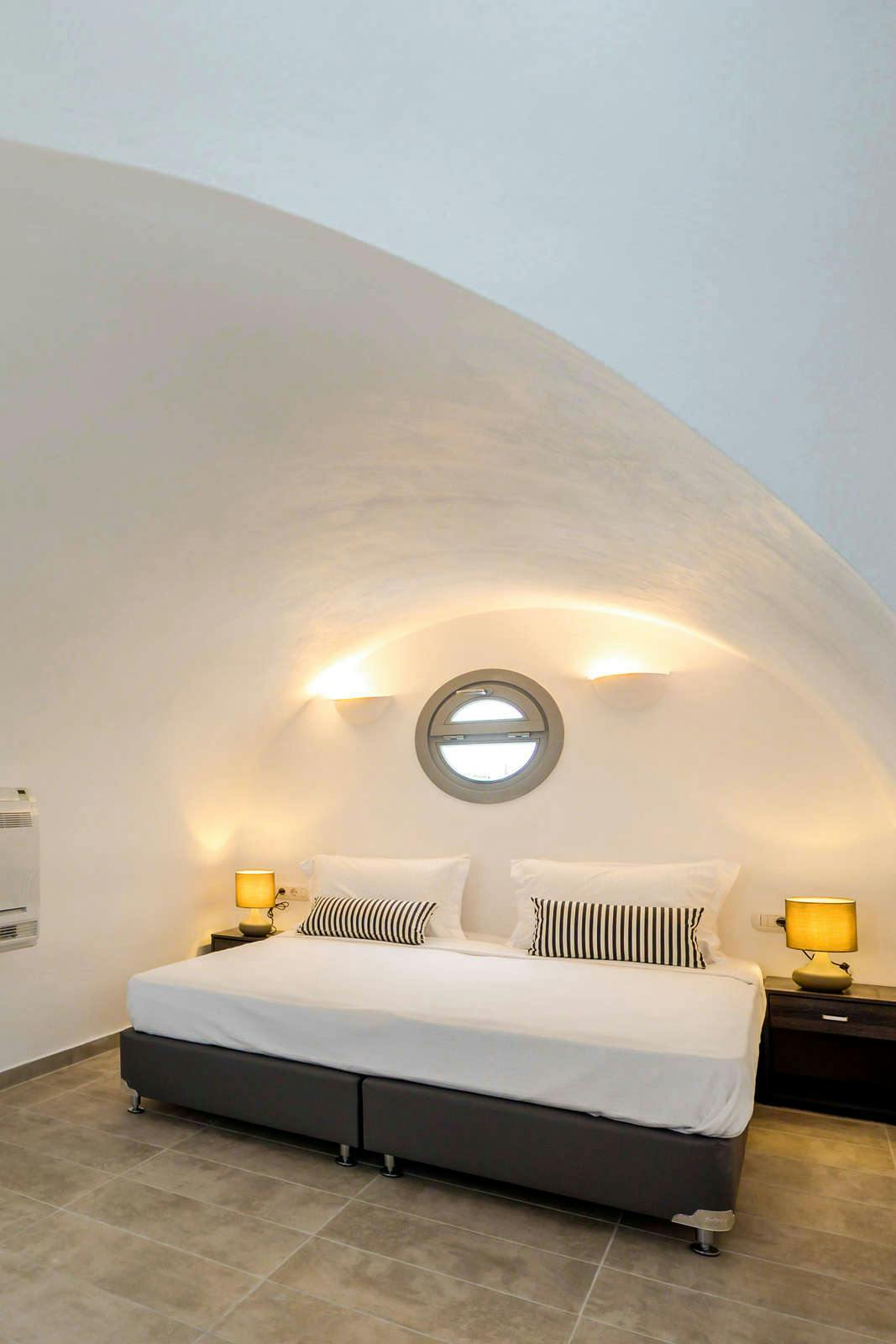 Hotel White Harmony Suites photo 3