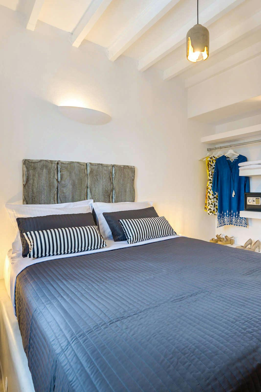 Hotel White Harmony Suites photo 2