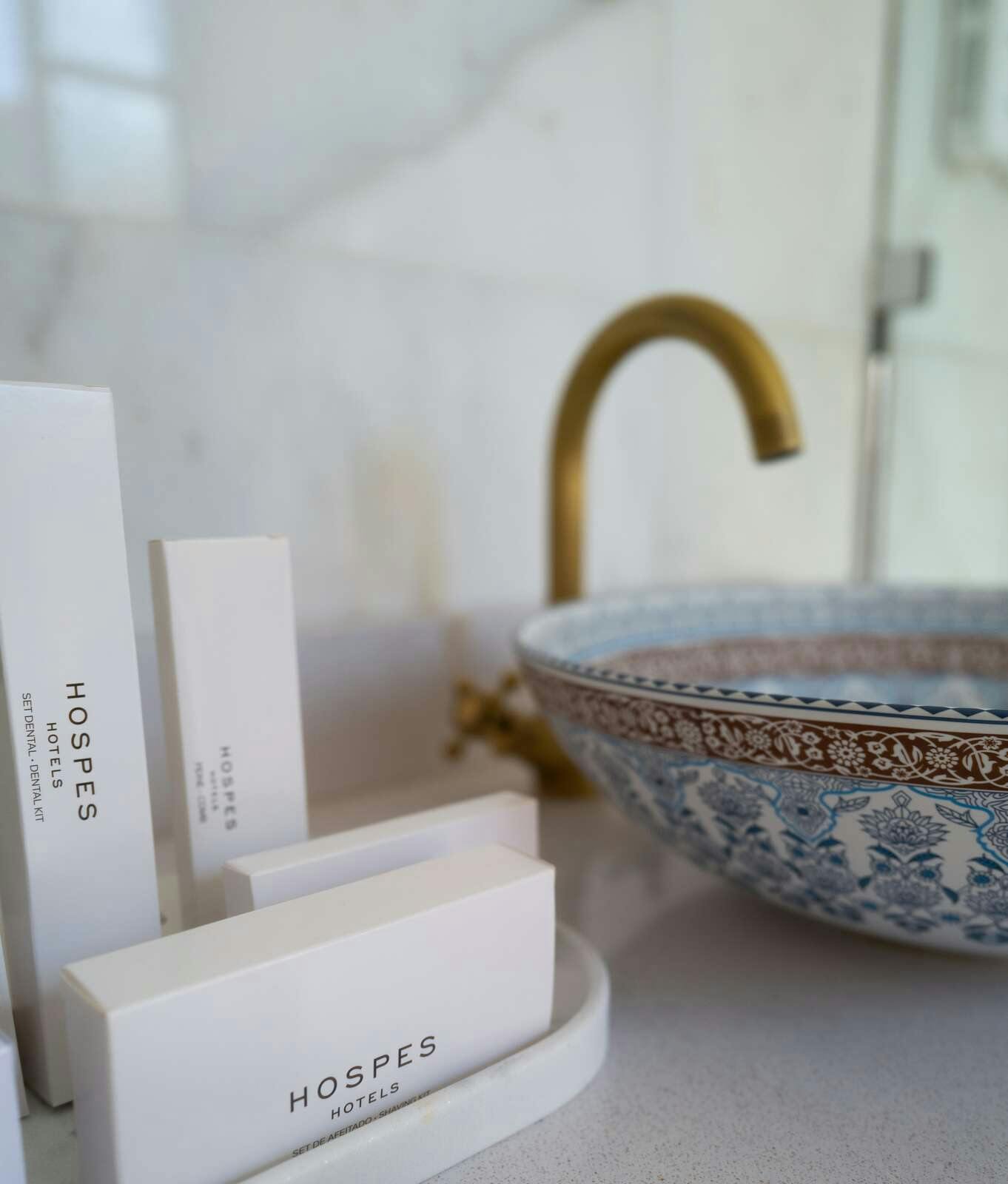 Hotel Hospes Palacio de Los Patos photo 5