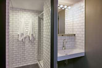 Hotel Generator Paris photo 1