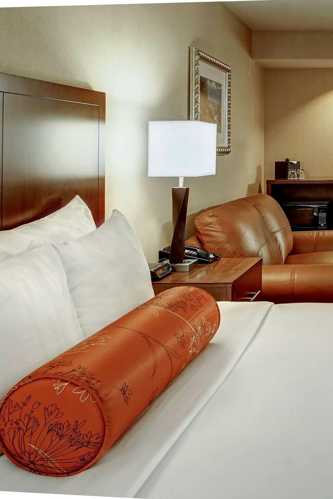 Hotel Phoenix Inn Suites South Salem photo 4