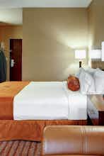 Hotel Phoenix Inn Suites - Albany photo 3