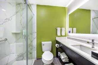 Hotel Sleep Inn & Suites Salina I-135 photo 2