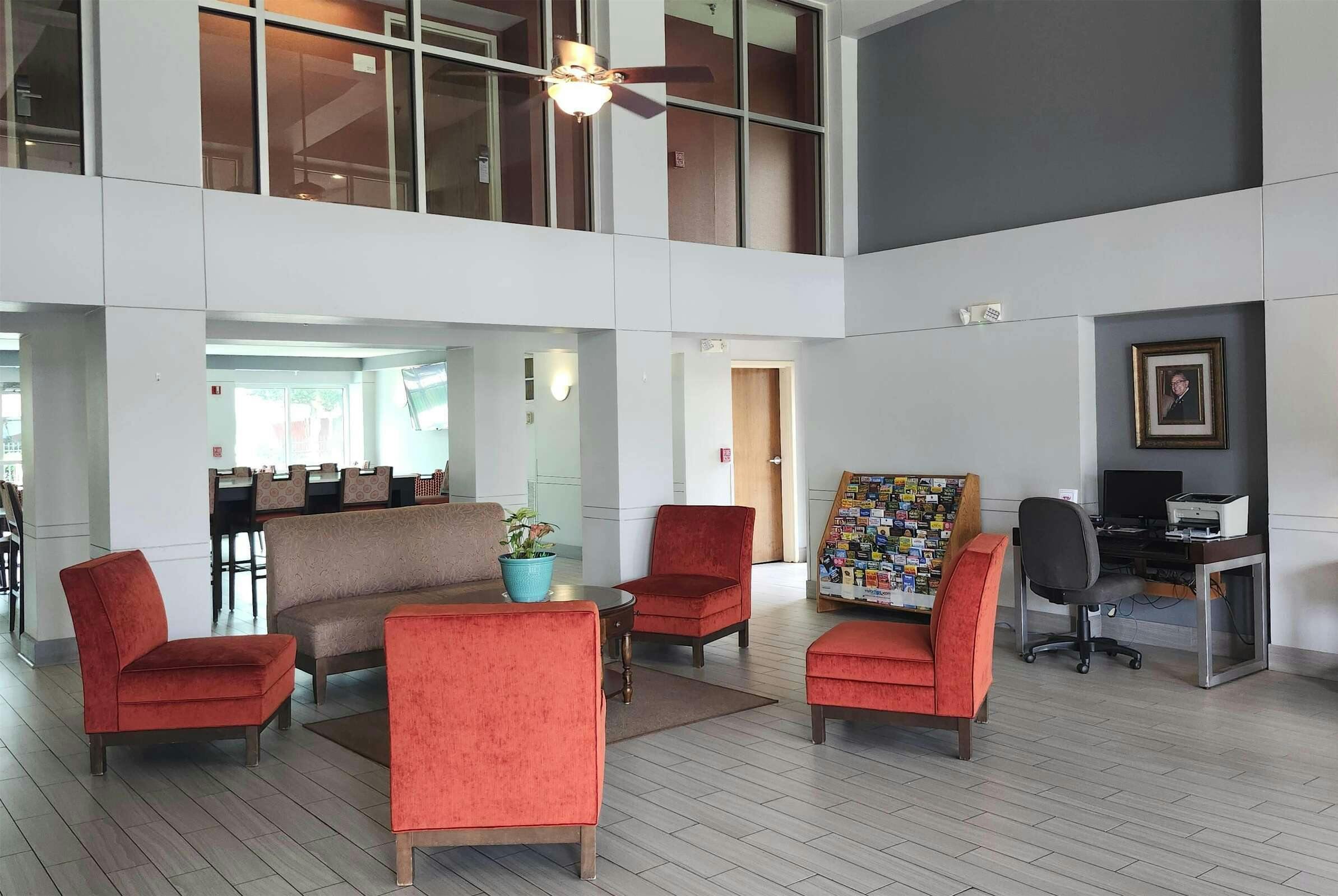 Hotel Ramada Luling photo 2