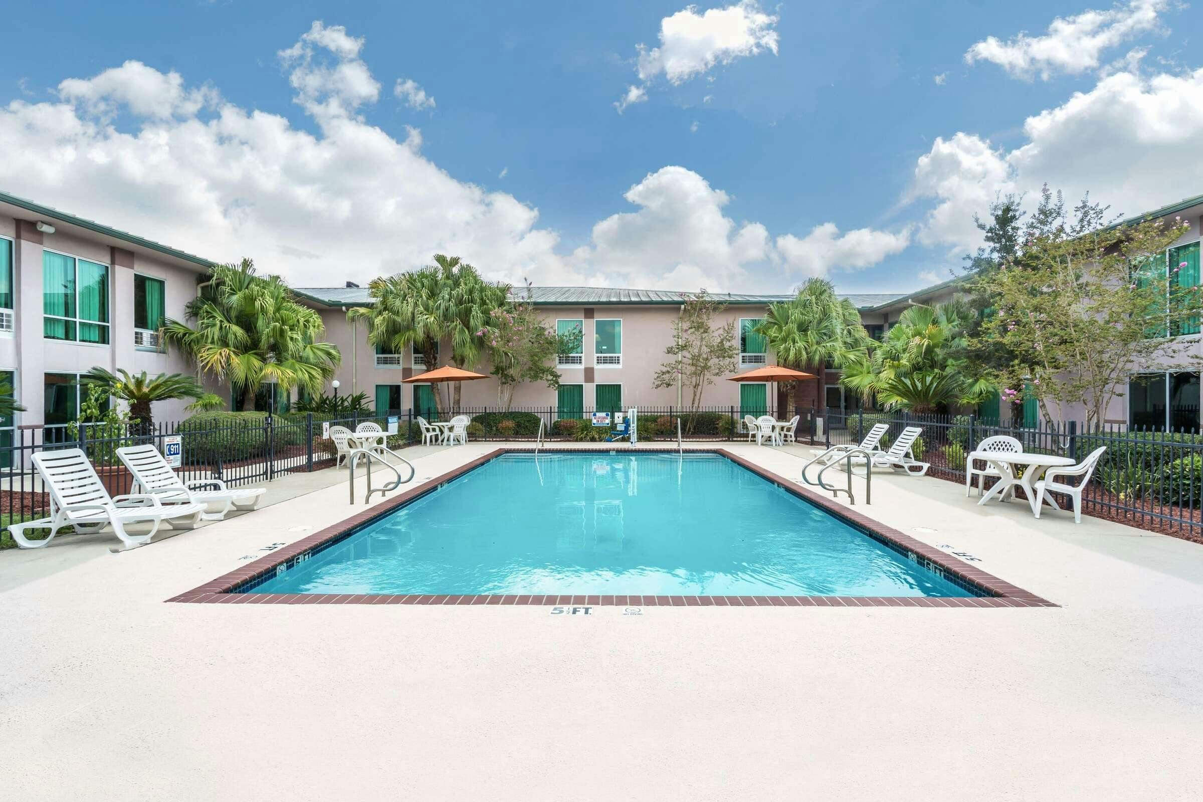 Hotel Ramada Luling photo 3