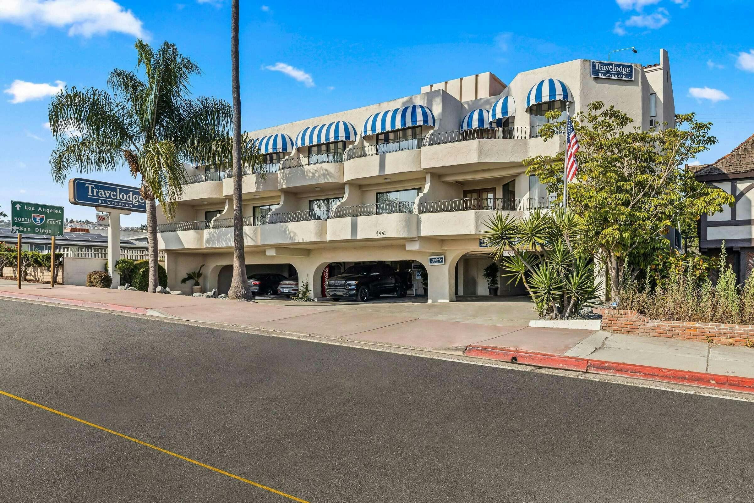 Travelodge by Wyndham San Clemente Beach