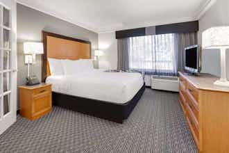 Hotel La Quinta Inn & Suites by Wyndham Dallas - Addison Galleria photo 2