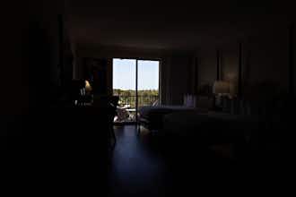 Hotel Inn at Pelican Bay photo 3