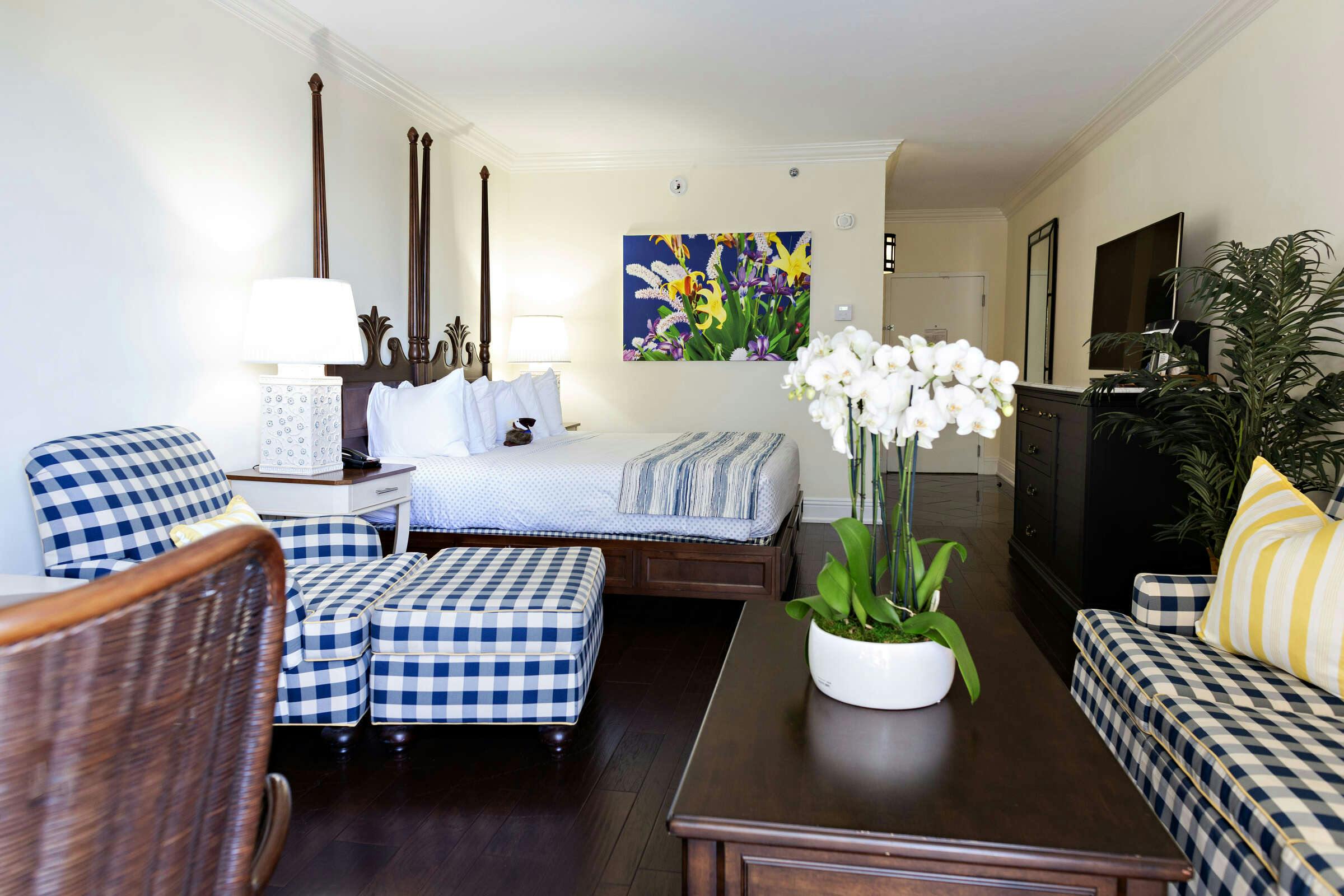 Hotel Inn at Pelican Bay photo 1