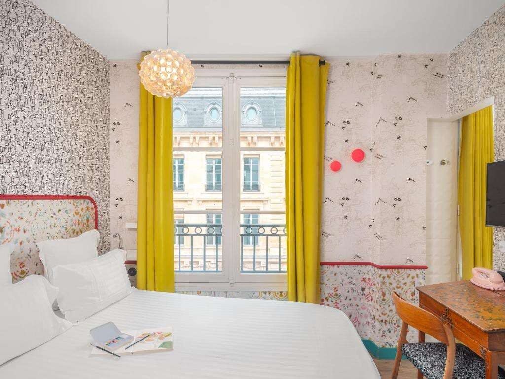 Hotel Hotel Crayon Rouge photo 4