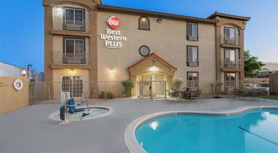 Best Western Plus John Jay Inn & Suites