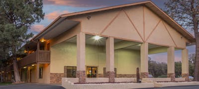 Best Western Pine Springs Inn