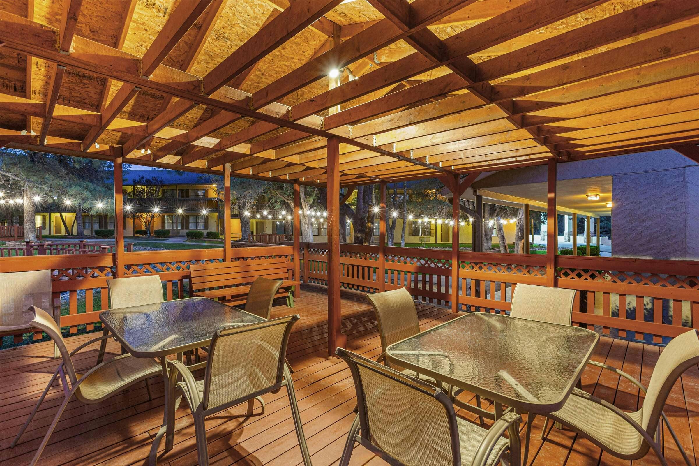 Hotel Best Western Pine Springs Inn photo 3