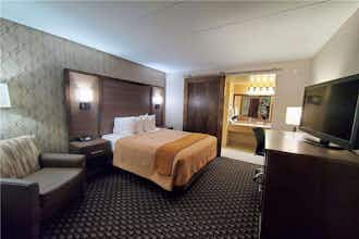 Hotel AmericInn Watertown photo 1