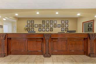 Hotel Best Western Plus Monica Royale Inn & Suites photo 3