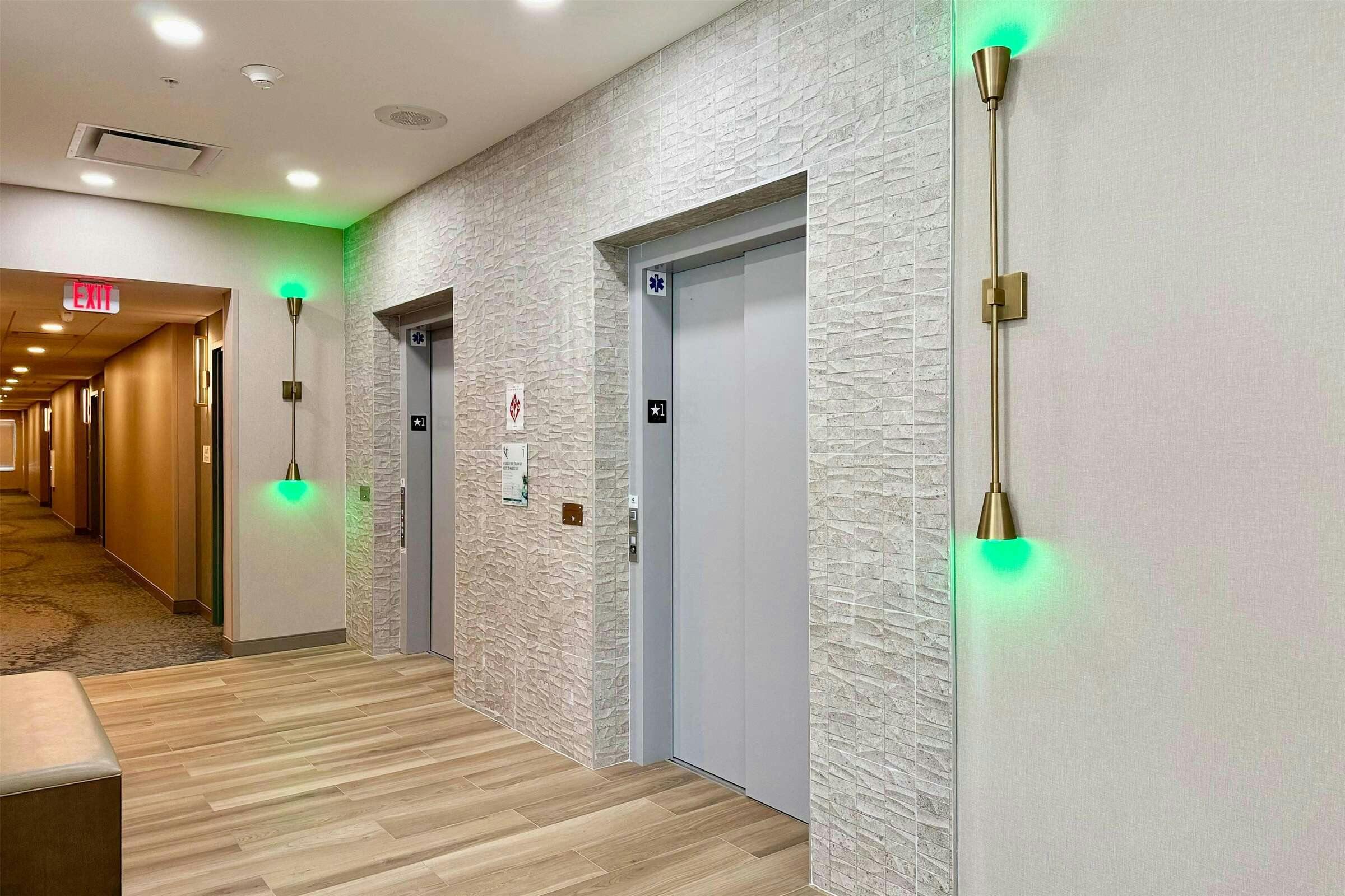 Hotel Wyndham Garden Tampa Fairgrounds/Casino photo 5