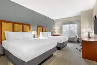 Hotel Best Western Plus Waxahachie Inn & Suites photo 1