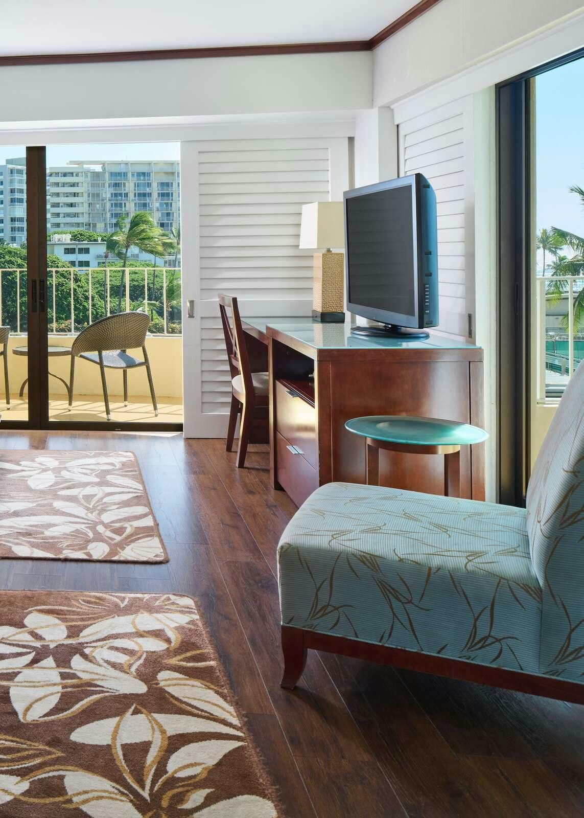 Hotel Lotus Honolulu at Diamond Head photo 3