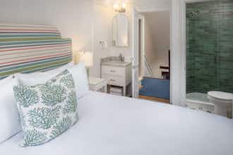Hotel 76 Main photo 5