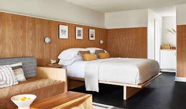 Hotel Bluebird Dennisport photo 1