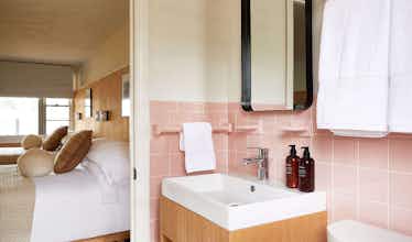 Hotel Bluebird Dennisport photo 2