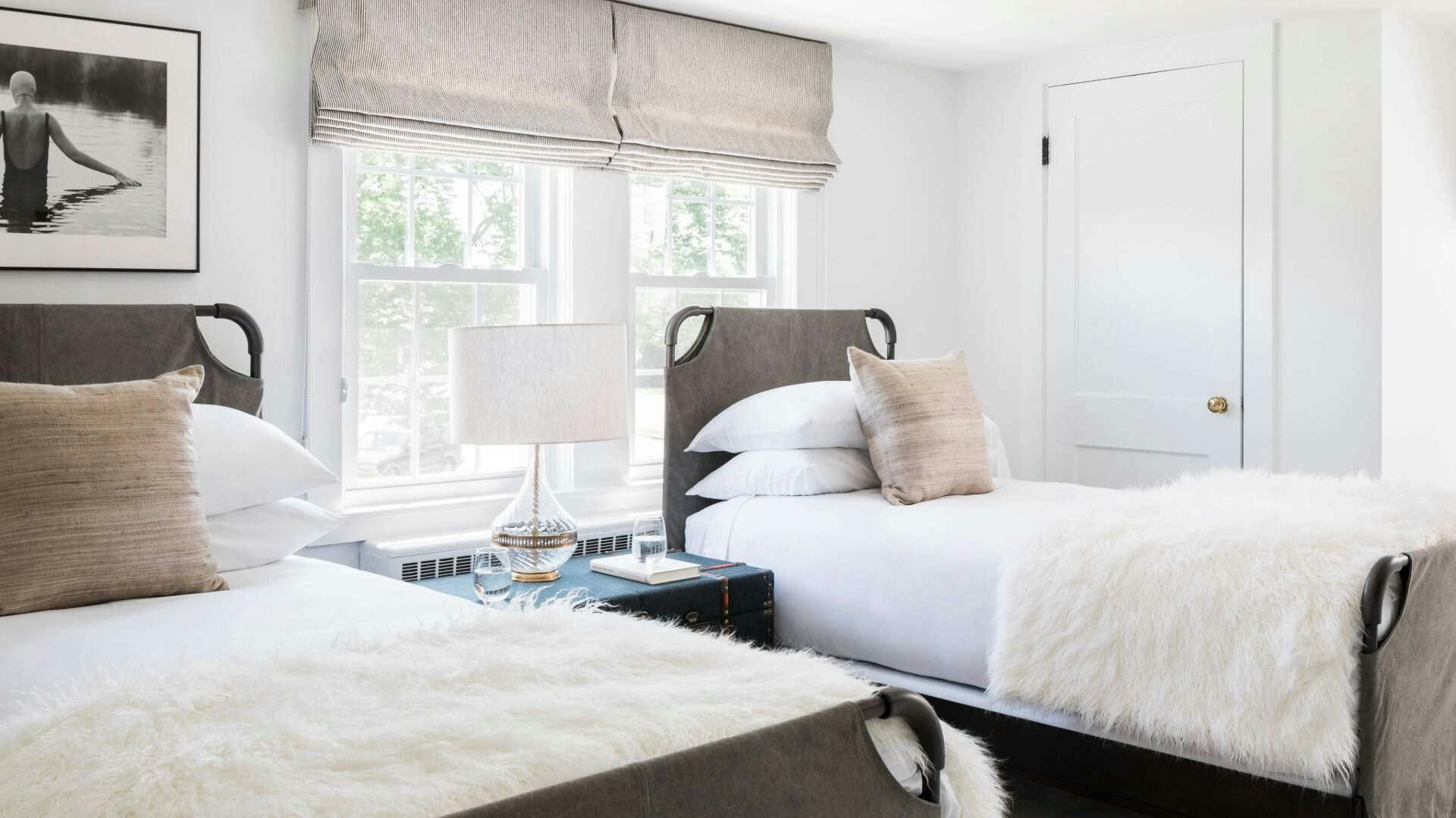 Hotel The Coonamessett photo 1