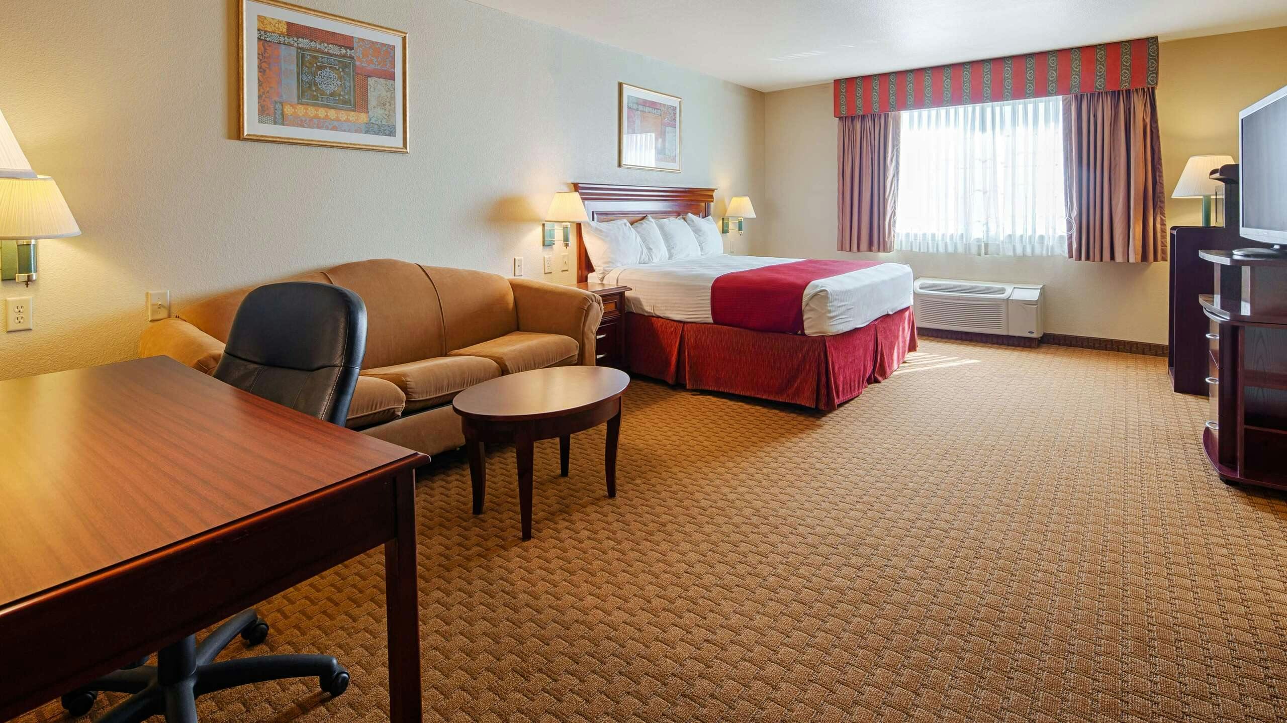 Hotel Sure Stay Plus Hotel By Best Western Quanah photo 2