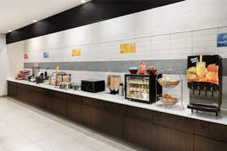 Hotel Glō Best Western Tulsa Catoosa East Route 66 photo 1