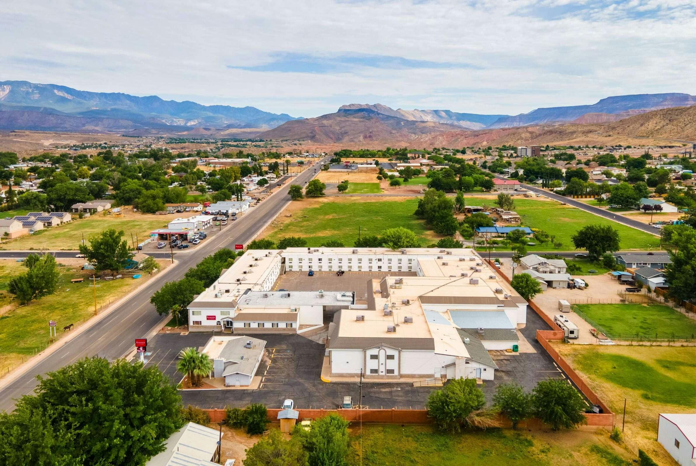 Hotel Ramada by Wyndham La Verkin Zion National Park photo 4