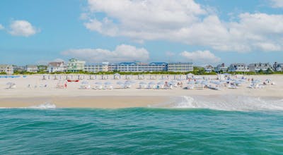 La Mer Beachfront Resort