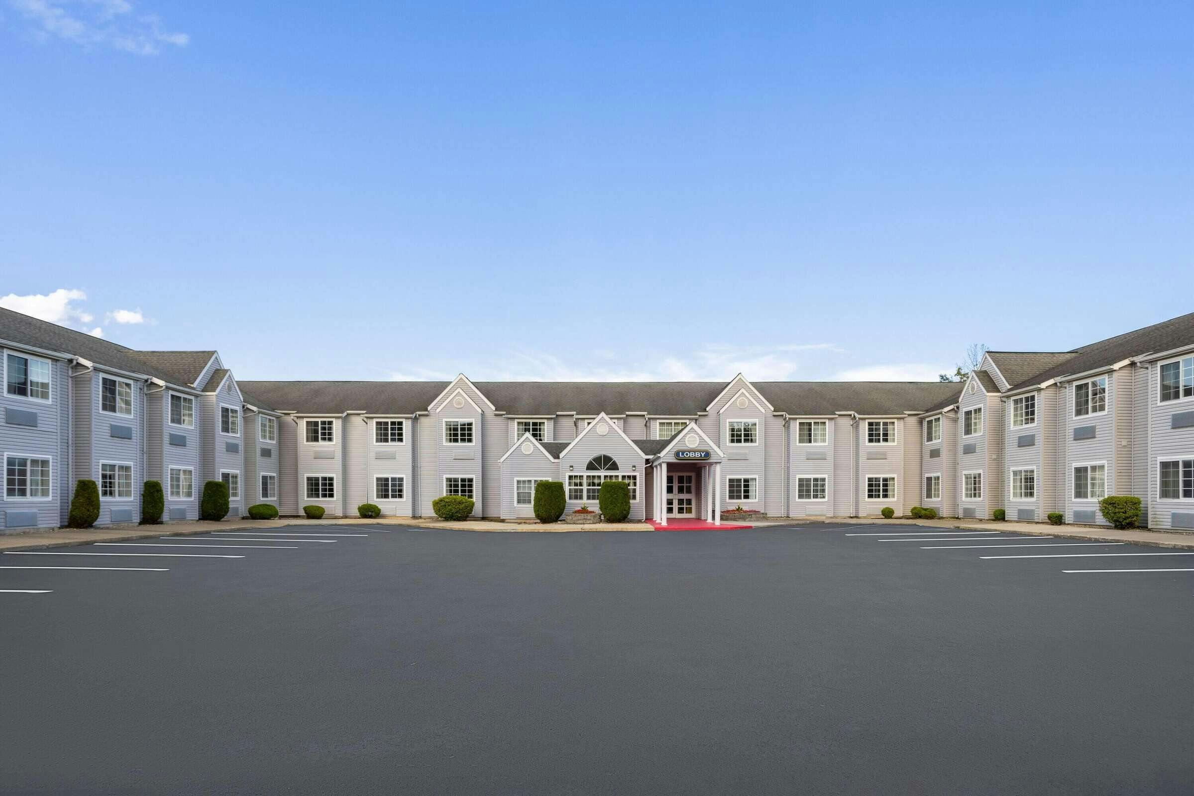 Microtel Inn by Wyndham Albany Airport