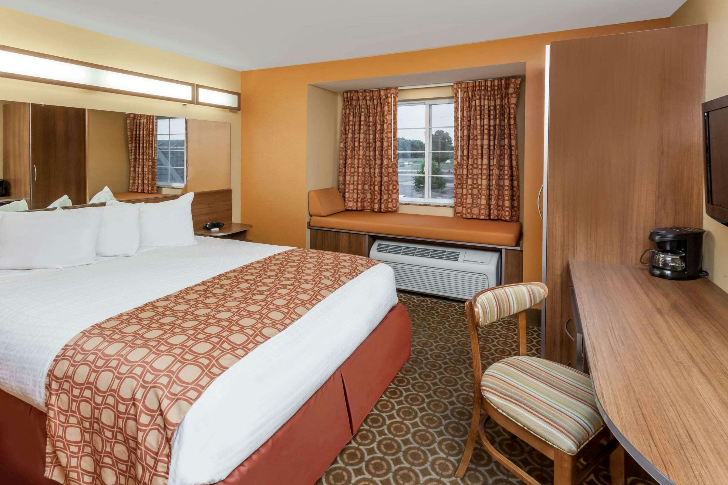 Hotel Microtel Inn & Suites by Wyndham South Bend/At Notre Dame photo 3