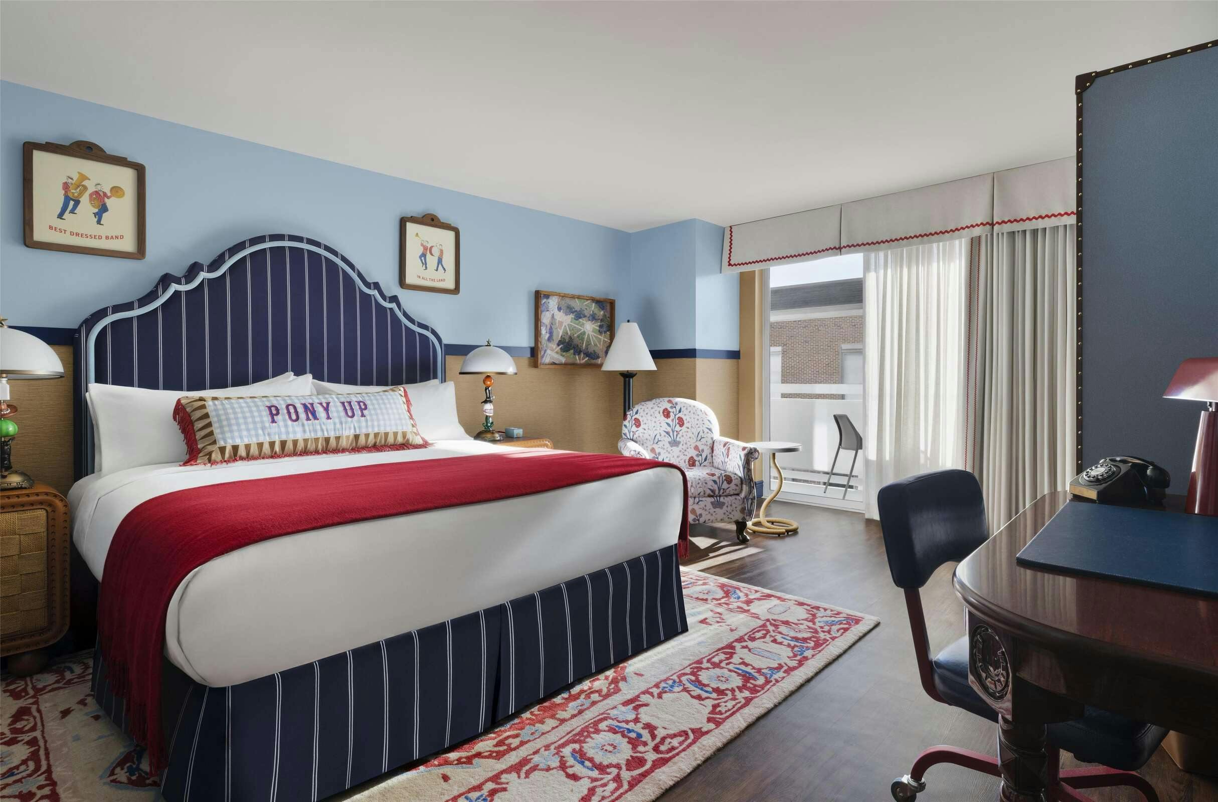 Hotel Graduate by Hilton Dallas photo 3