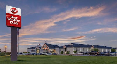 Best Western Plus York Hotel & Conference Center