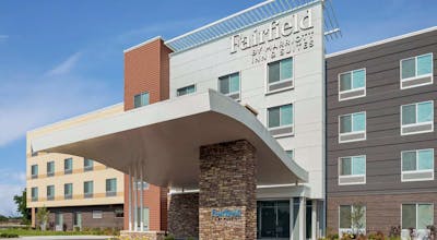 Fairfield Inn & Suites by Marriott Milwaukee West
