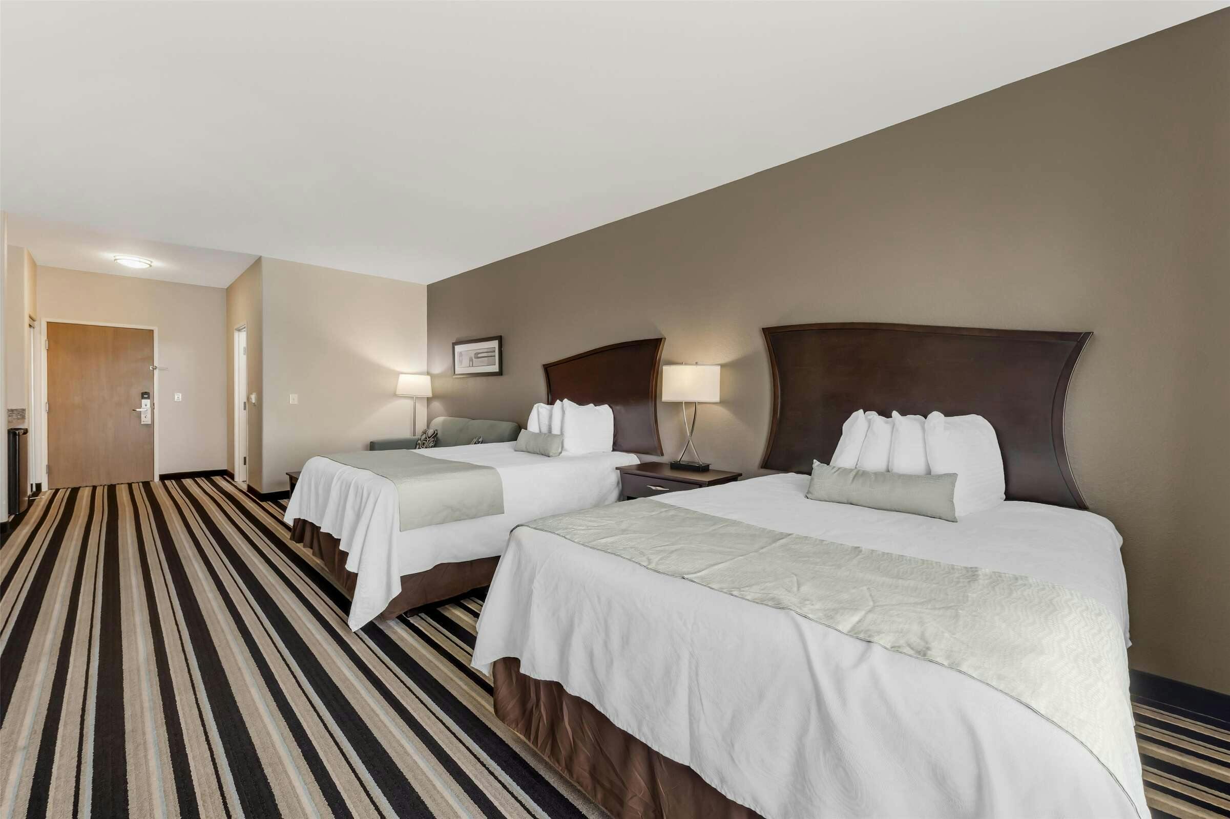 Hotel Best Western Plus Sand Bass Inn & Suites photo 2