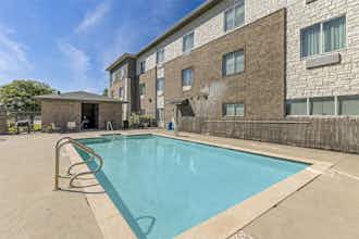 Hotel Best Western Plus Sand Bass Inn & Suites photo 3