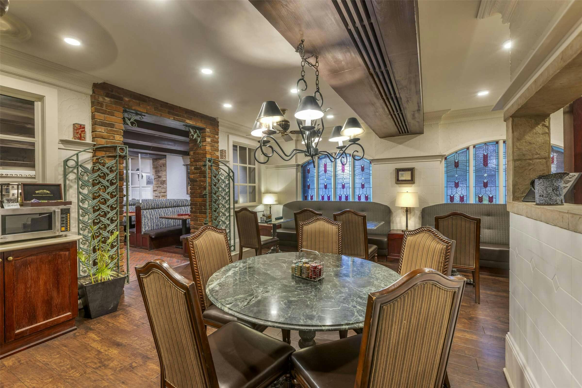 Hotel Best Western Fireside Inn photo 2