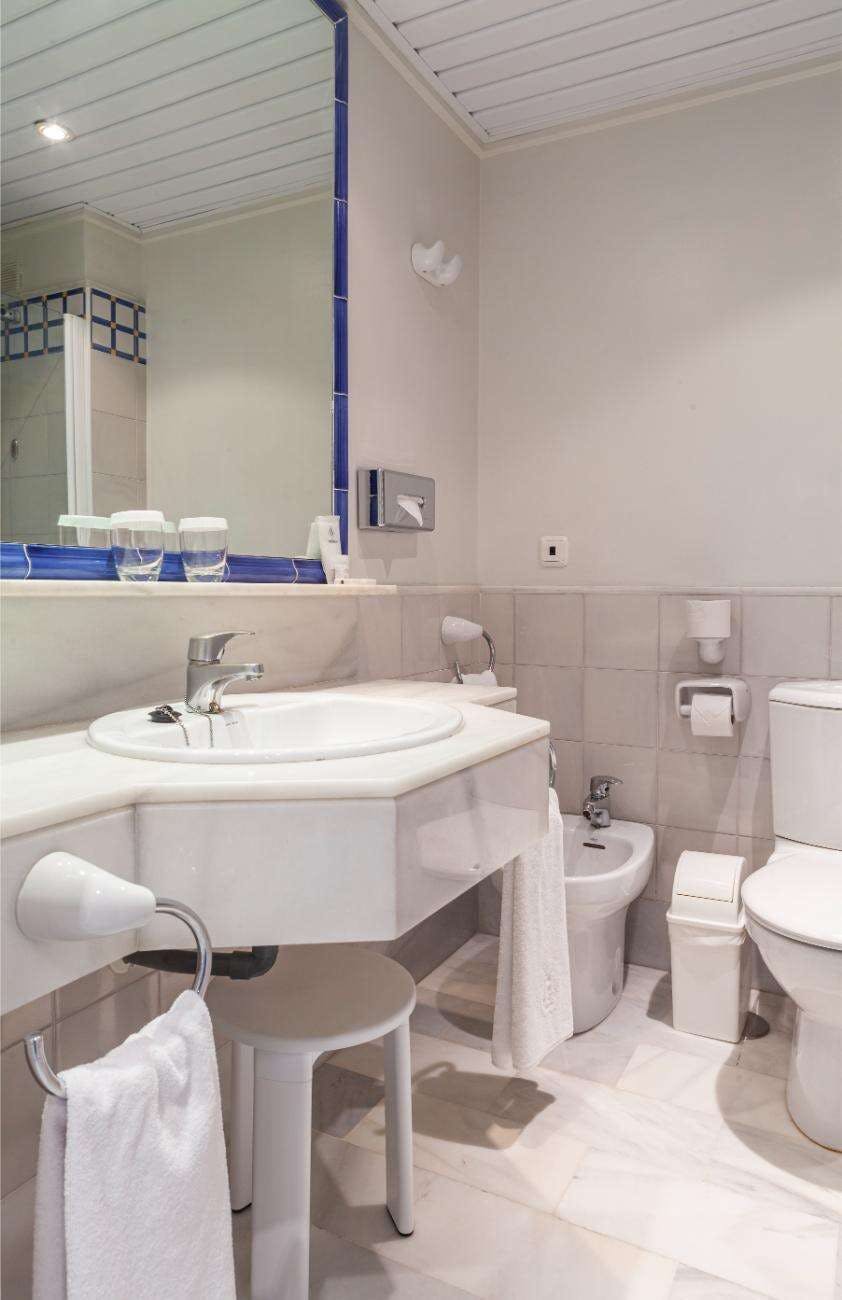 Hotel Hotel Playa de la Luz photo 4