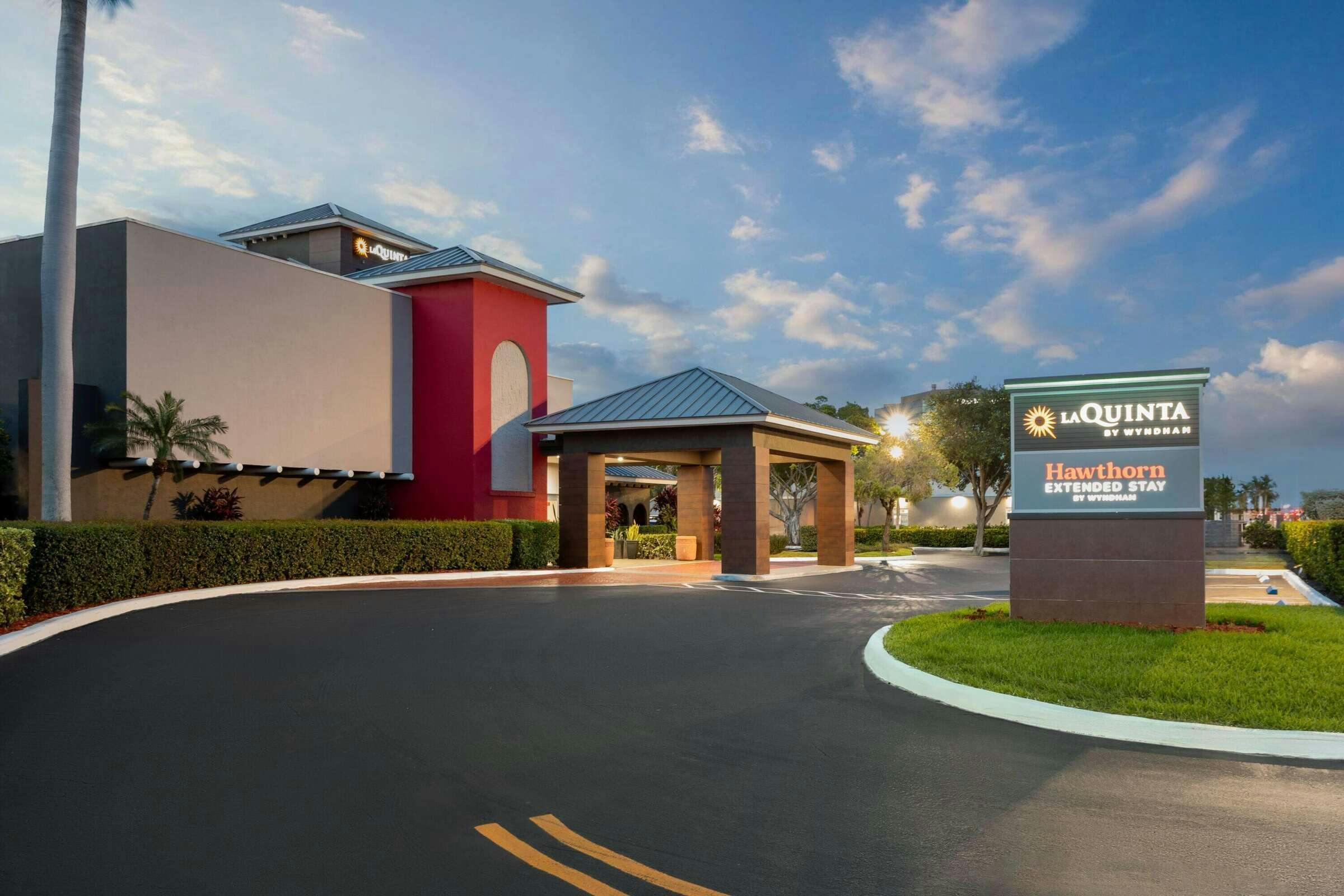 Hotel La Quinta Inn Ste Cypress Crk photo 1