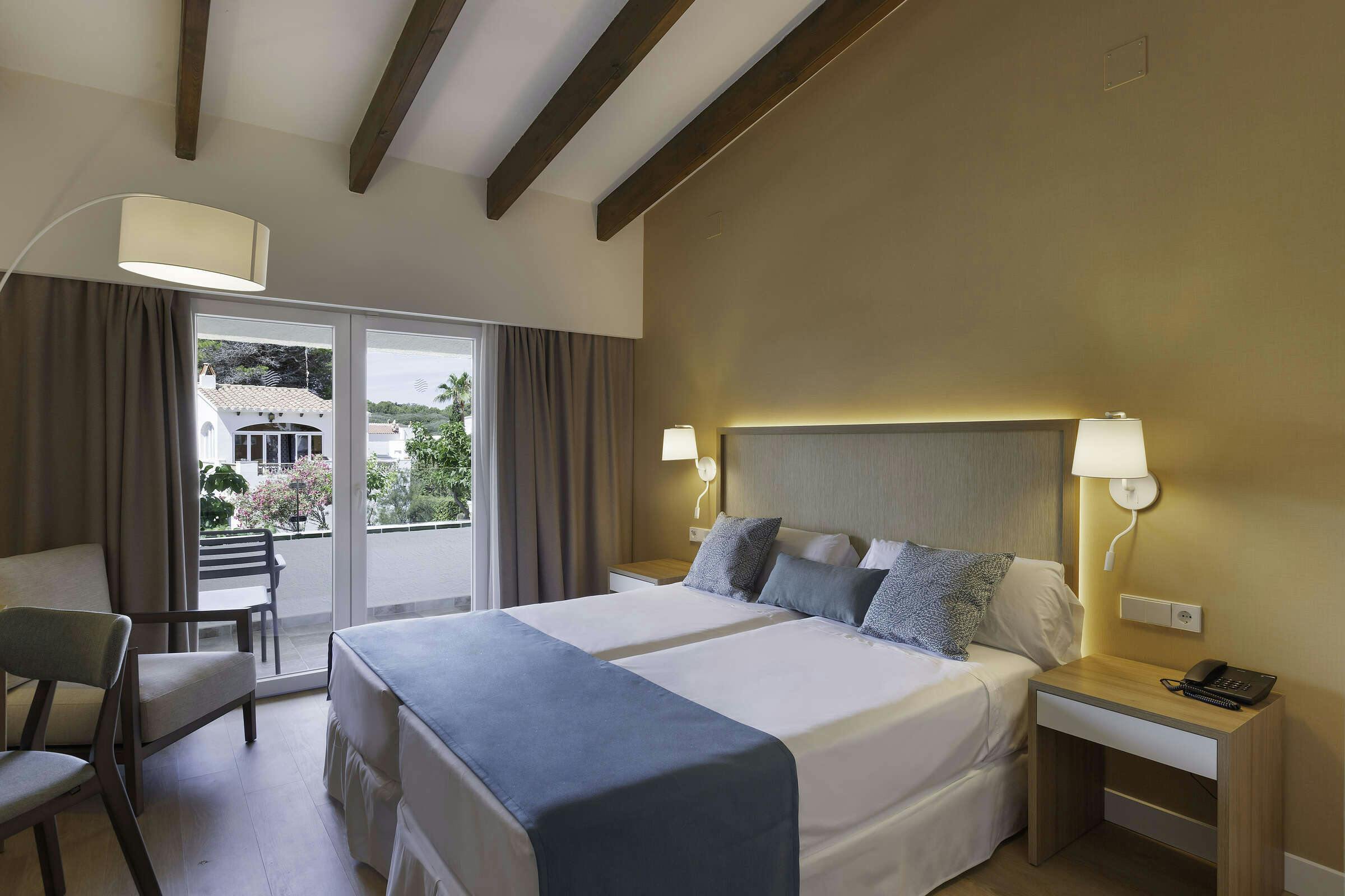 Hotel PortBlue Salgar photo 1