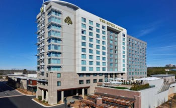 The Hotel at Avalon