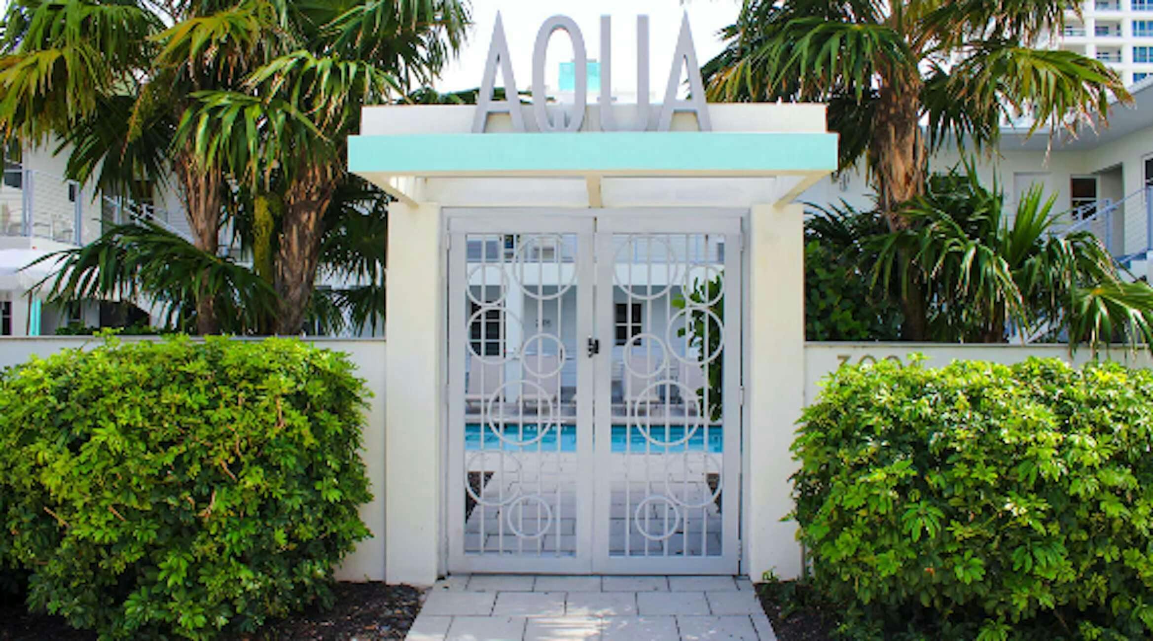 Aqua Hotel
