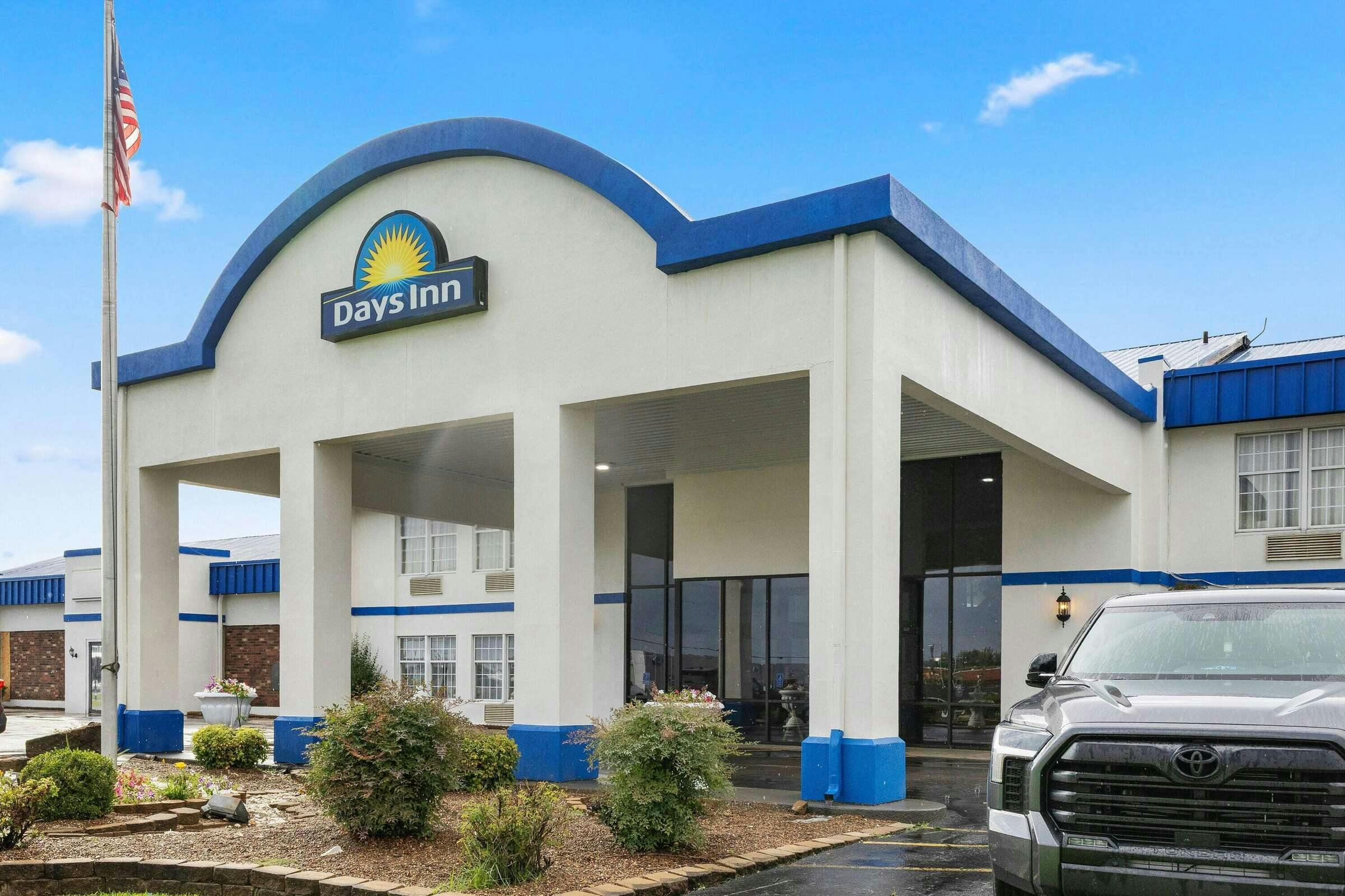 Hotel Days Inn Madisonville photo 2