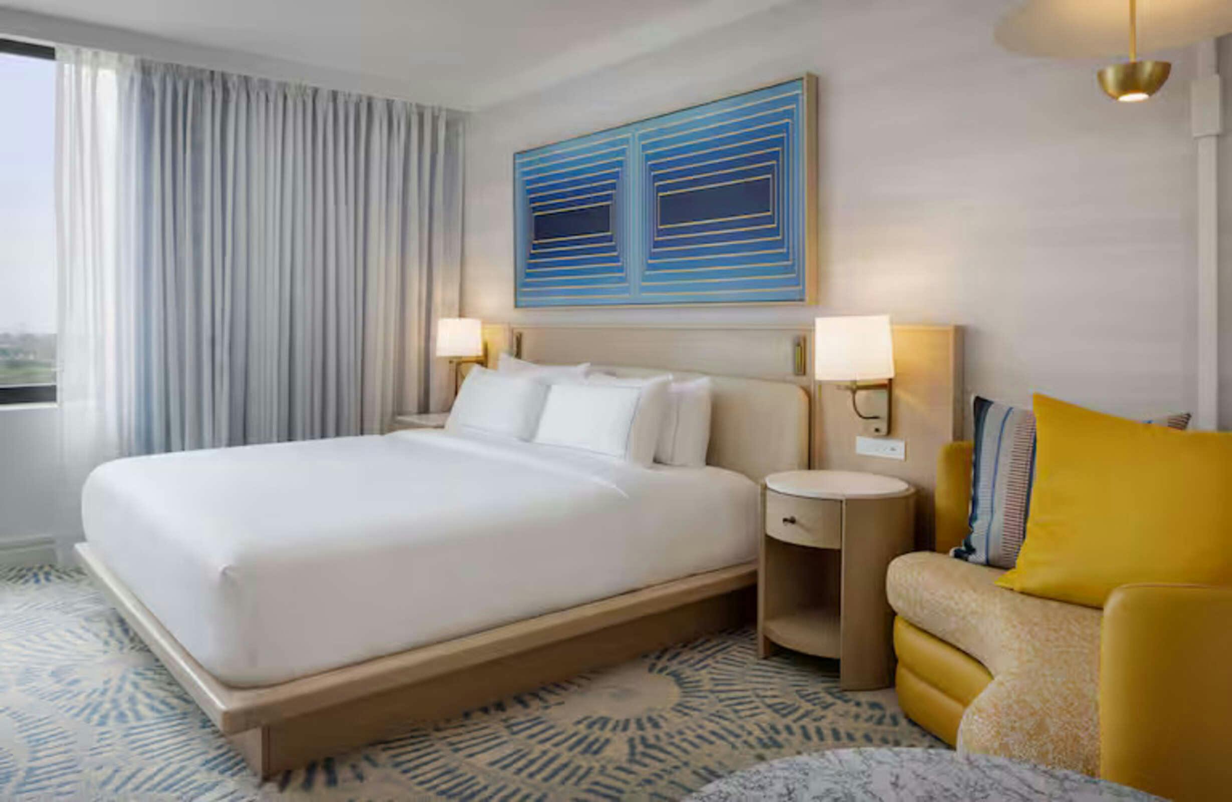 Hotel The Highland Dallas, Curio Collection by Hilton photo 1