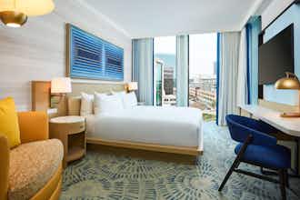 Hotel The Highland Dallas, Curio Collection by Hilton photo 2